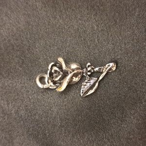 Beautiful Silver Rose Pendant